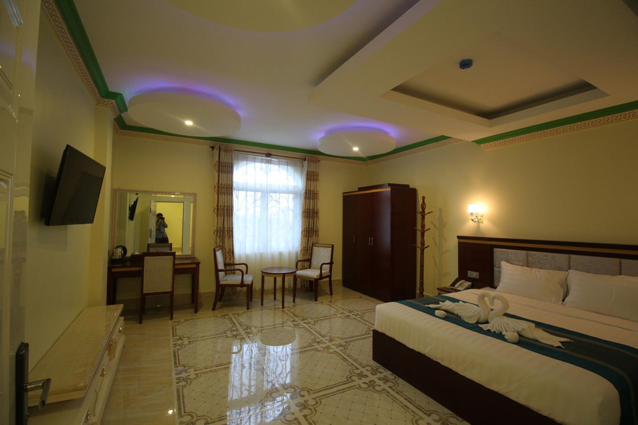 Takhmao Good Health Hotel Ta Khmau Exterior photo